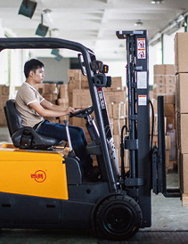 三支點(diǎn)電動叉車出租